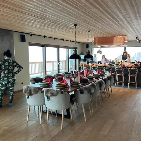 Skiing In The Italian Alps- Chalet Cervinia דירה ברויל-קרוויניה