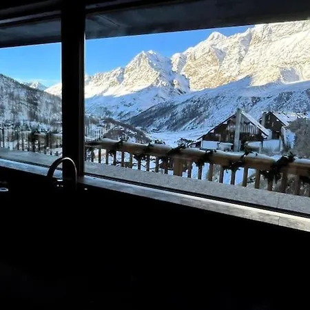Skiing In The Italian Alps- Chalet Cervinia