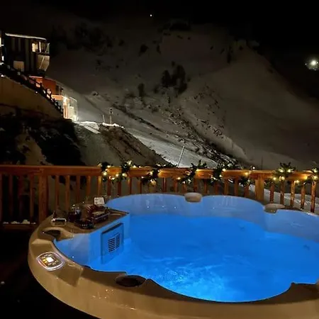 Skiing In The Italian Alps- Chalet Cervinia * ברויל-קרוויניה